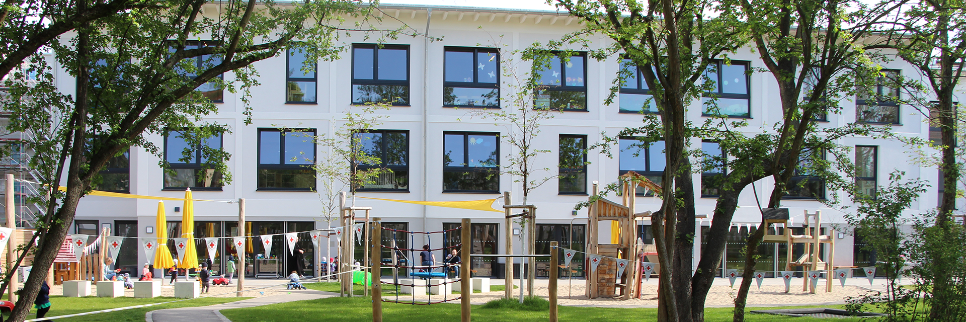 Kitaneubau mit Garten