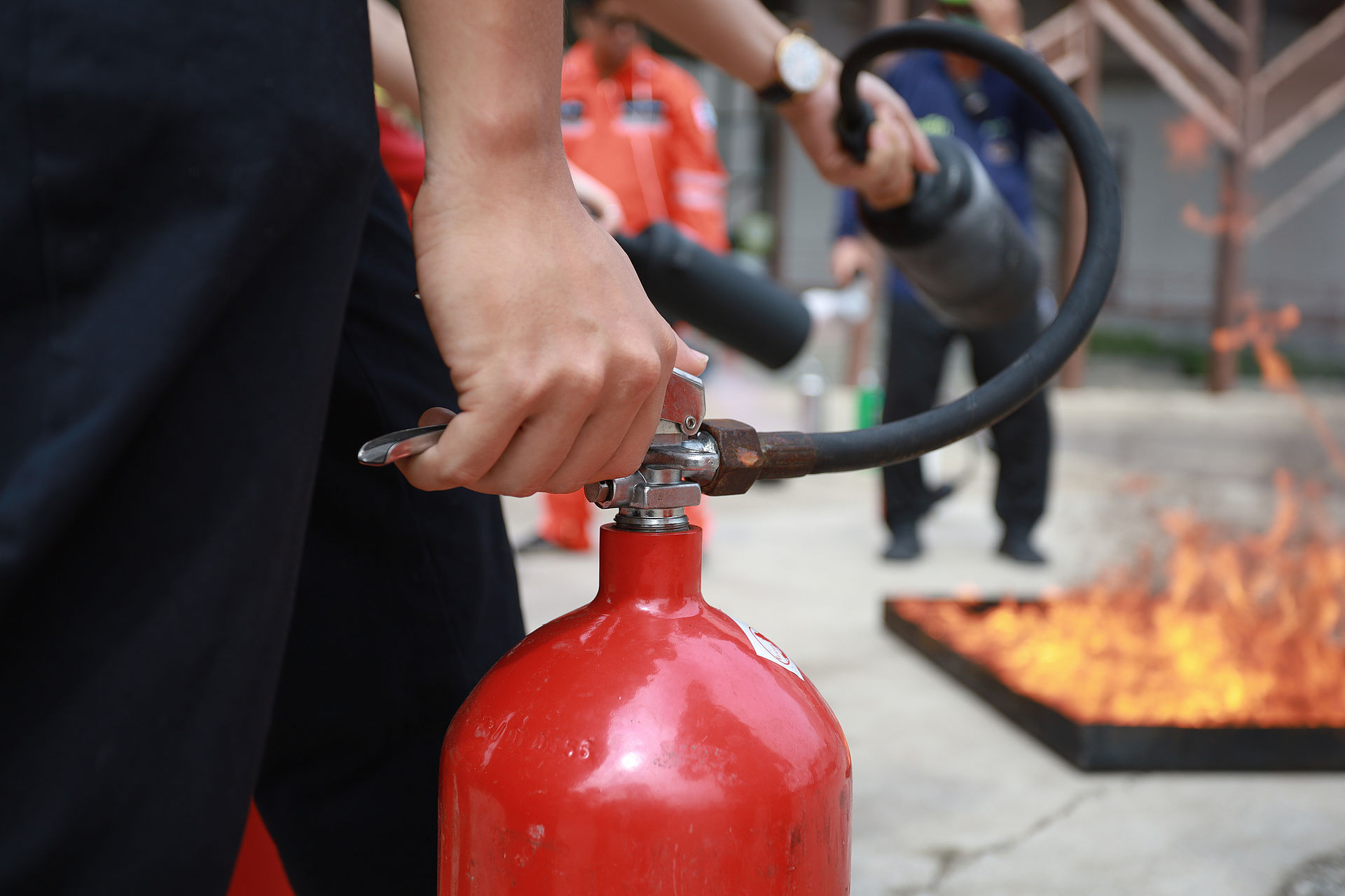 Löschübung beim Brandschutz